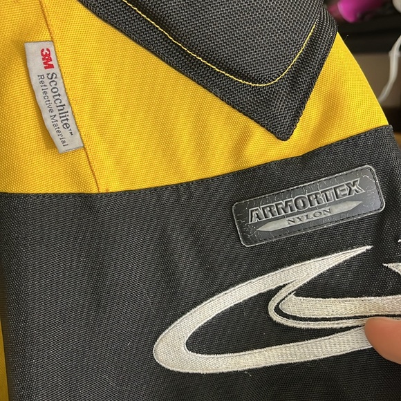 Snowmobiling Coat Padded Shoulders Size M - Picture 12 of 12